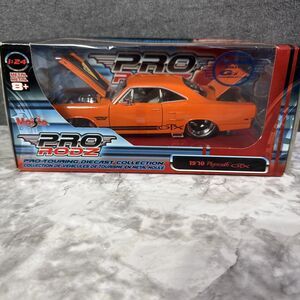 Maisto PRO RODZ 1:24 "1970 Plymouth GTX"  Diecast Orange Black Pro Touring